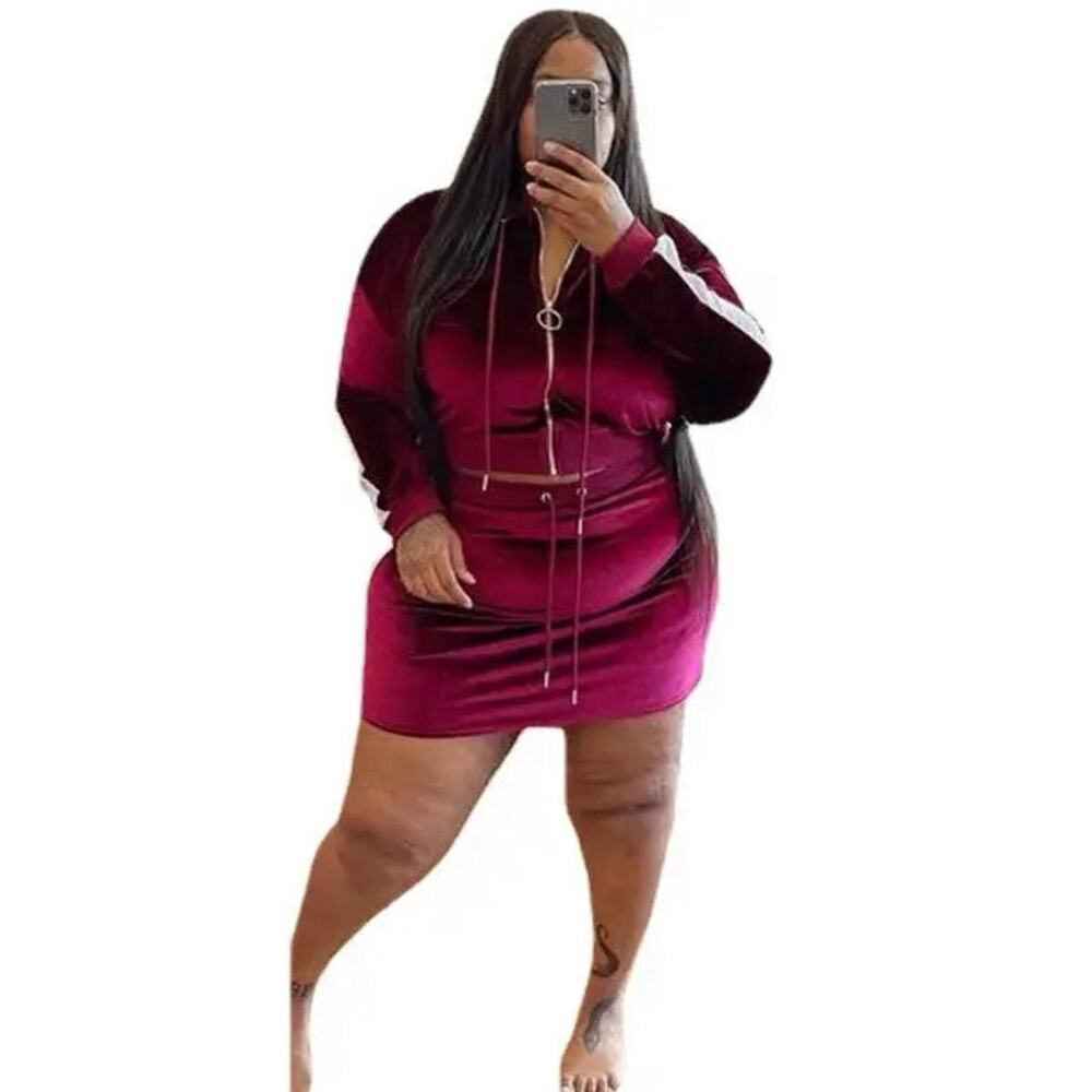 ♡ NWOT Women’s Plus Size Maroon Velvet 2 PC Set Top & Skirt XL (D-XL- 583)